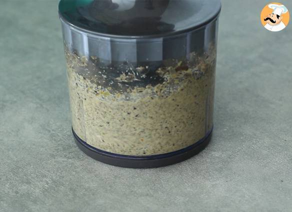 Schnelle tapenade mit schwarzen oliven