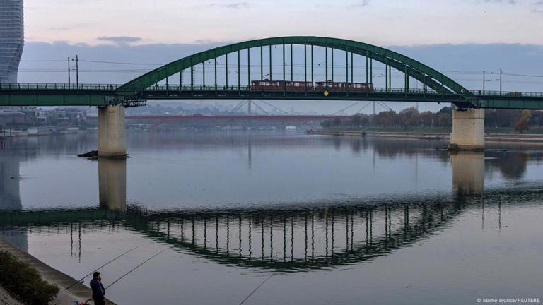 Serbia starts 'German Bridge' demolition despite outcry