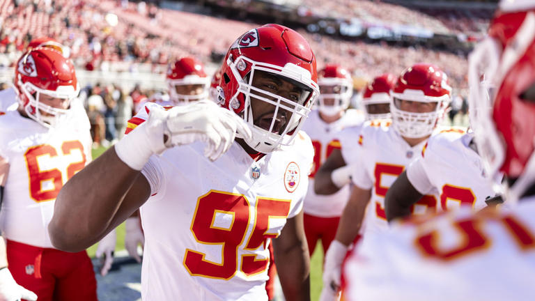 Chris Jones: Joshua Uche will add 'good value' to Chiefs' pass rush