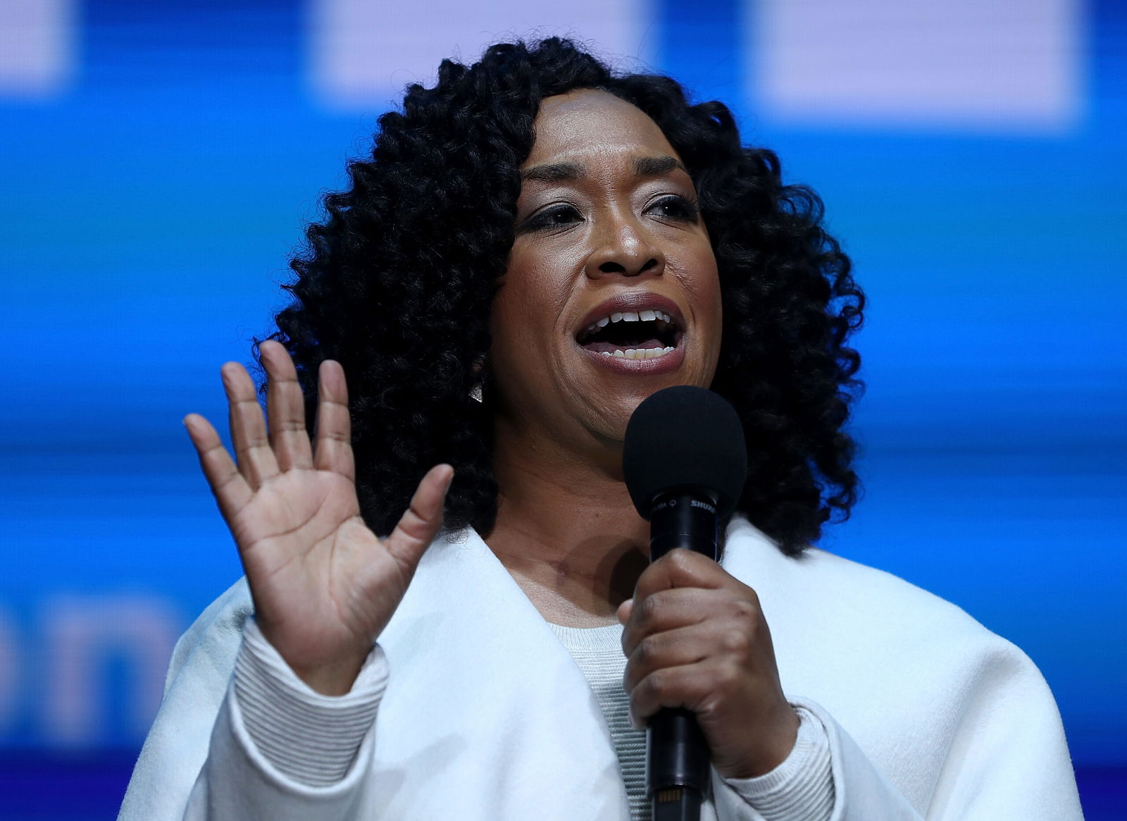 shonda rhimes salary