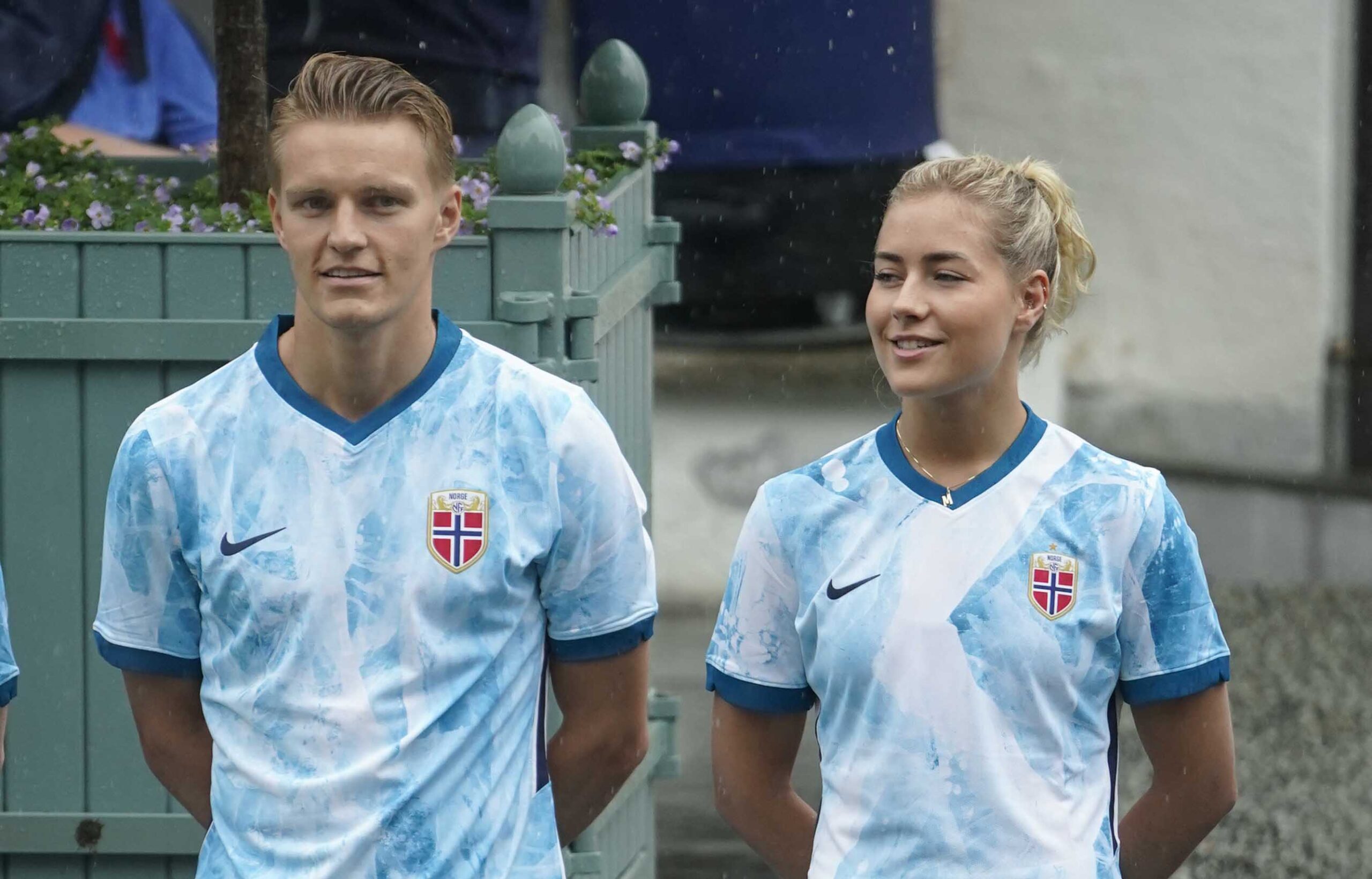 Martin Ødegaard og Helene Spilling under en vennskapskamp mot Bøn Unified på Skaugum. Foto: Terje Pedersen / NTB