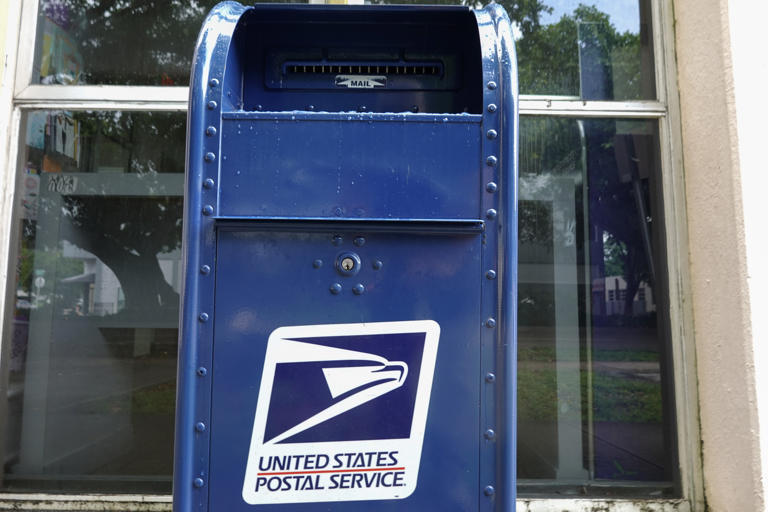 Is there mail on election day usps ups fedex hours