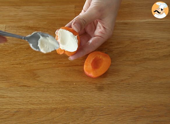 Aprikosen-mascarpone-kuchen