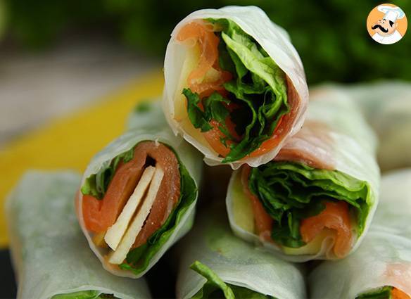 Frühlingsrollen mit geräuchertem lachs und apfel