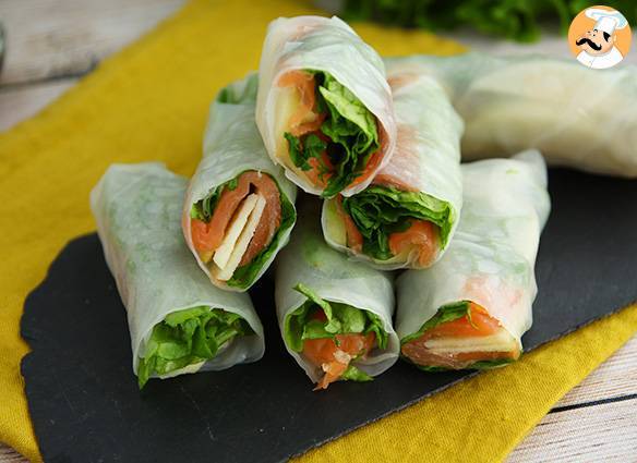 Frühlingsrollen mit geräuchertem lachs und apfel
