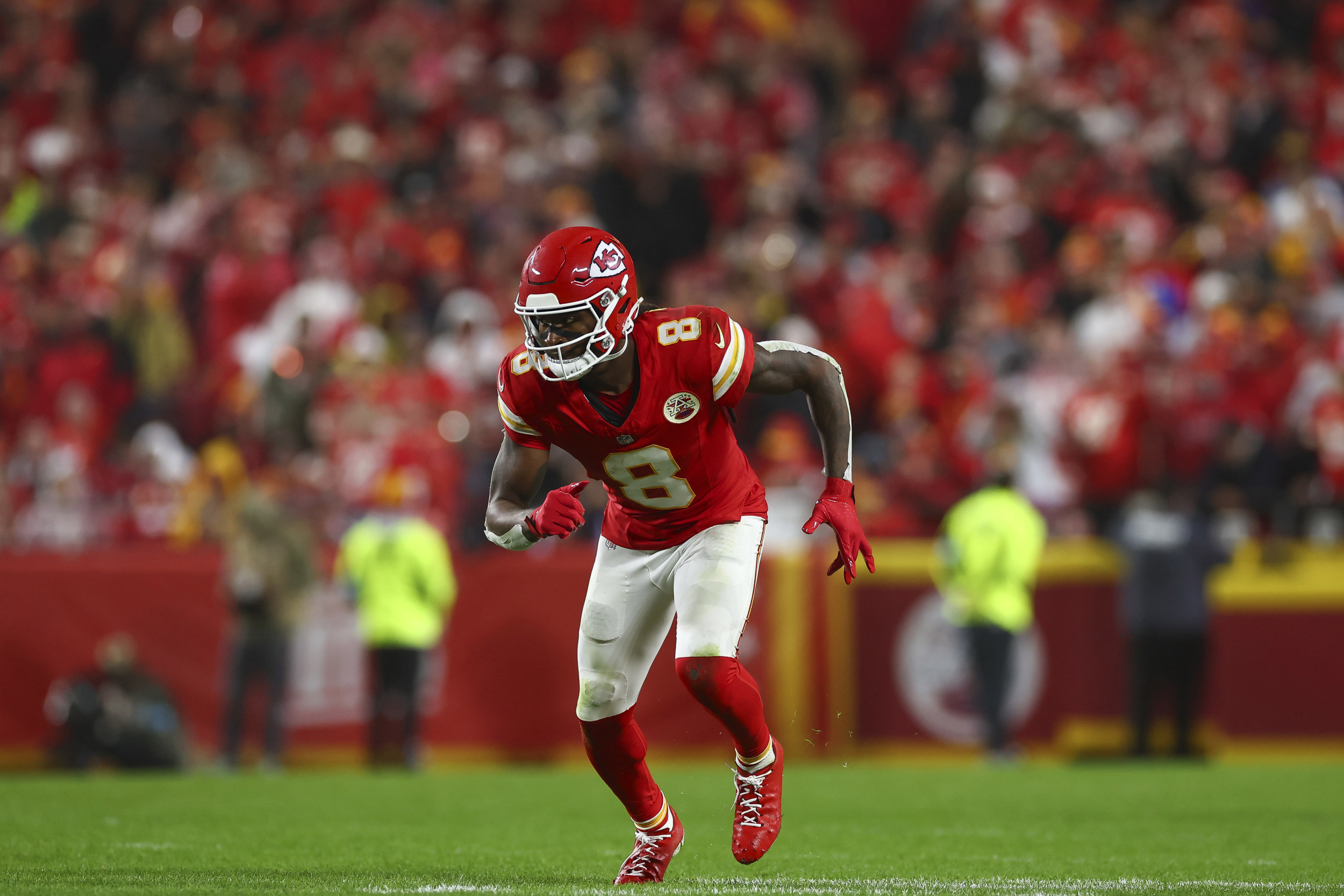 Chiefs #39 DeAndre Hopkins Responds to Claims He Took a Shot at Titans Chiefs #39 DeAndre Hopkins Responds to Claims He Took a Shot at Titans