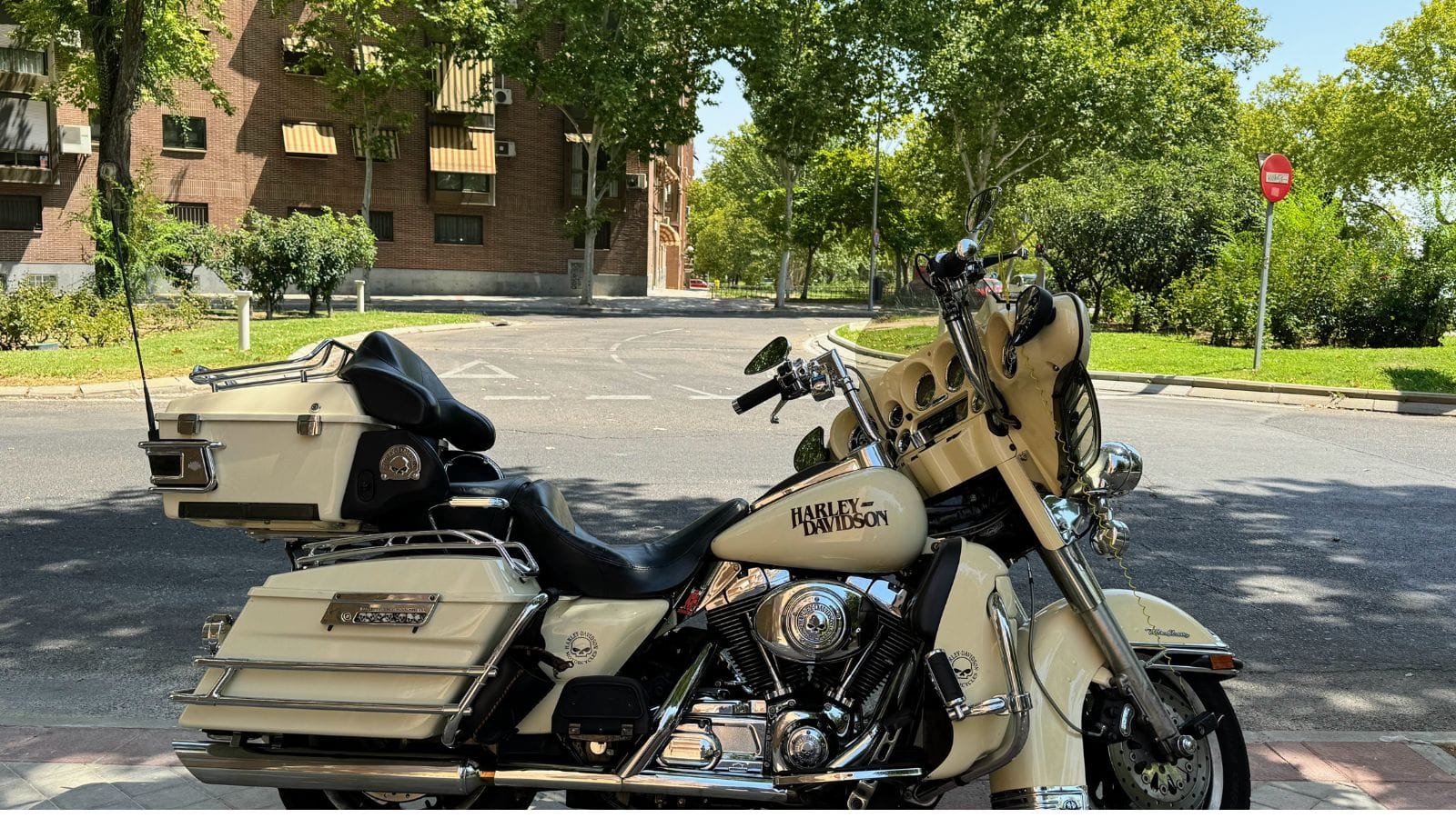 Exciting Harley Davidson Vs Yamaha Pictures