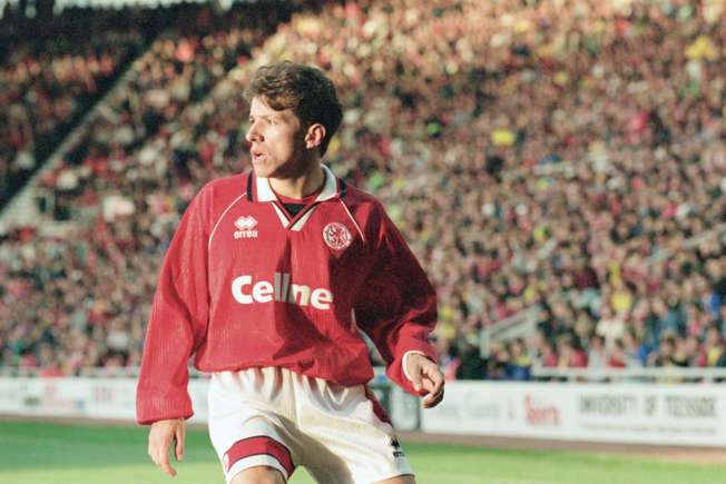 12: Juninho
