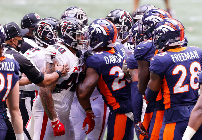 nfl-makes-monday-night-football-flex-decision-for-week-13
