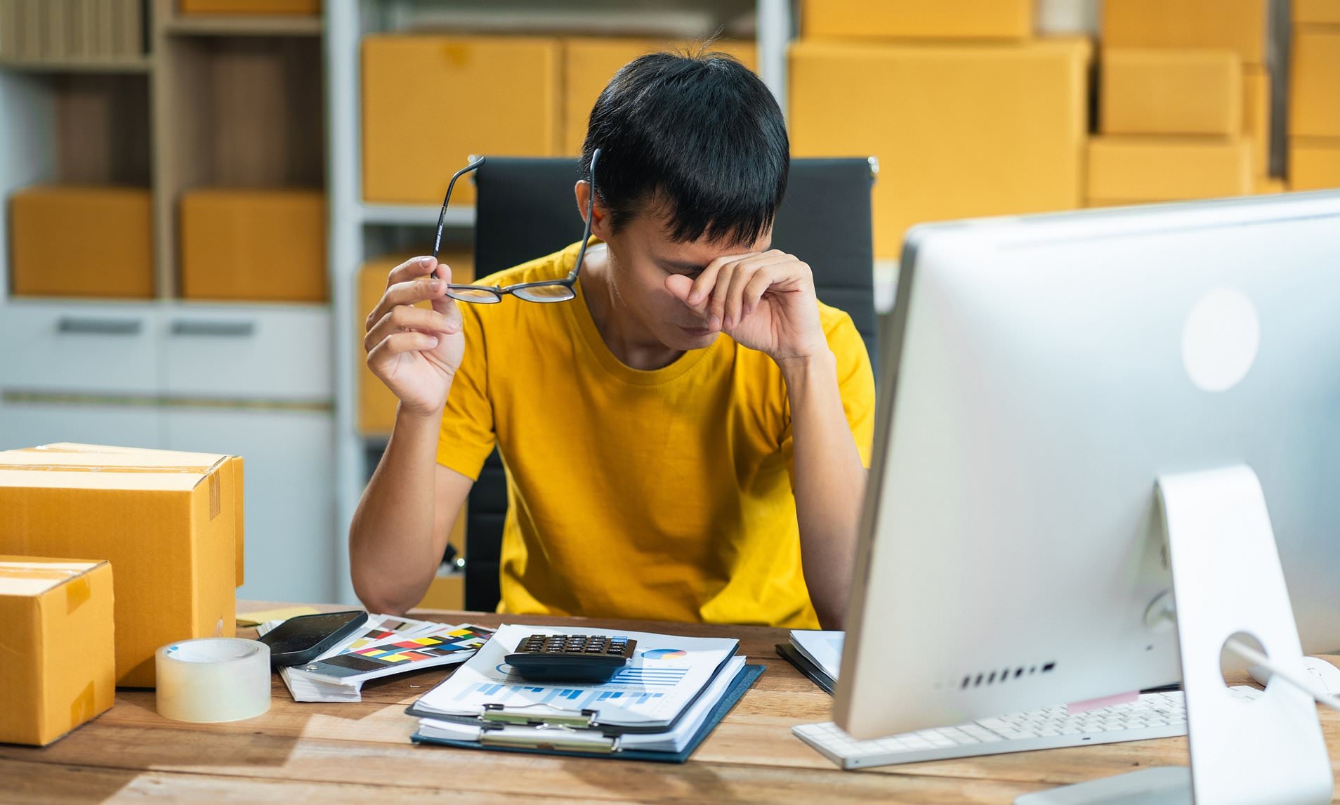 8 Subtle Signs You Might Have High-Functioning Anxiety