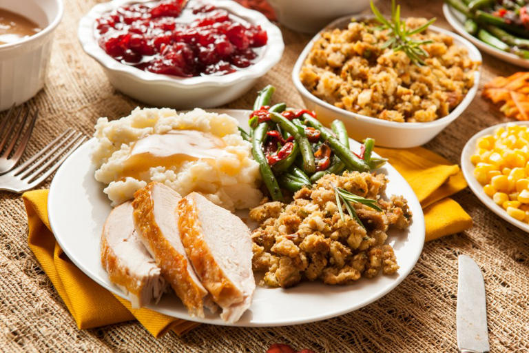 many-opportunities-for-thanksgiving-dinner-in-junction-city