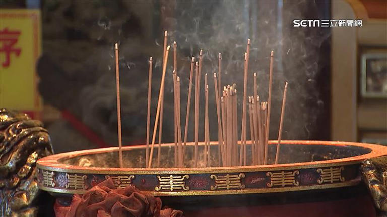 農曆七月十五日中元節，除了辦普渡，也是補財庫的好時機。（圖／資料照）