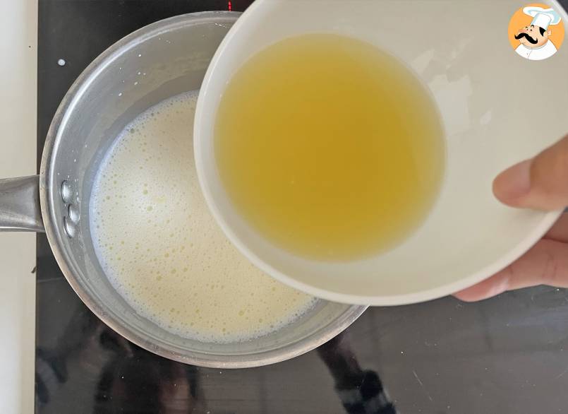 Lemon posset, das ungebackene zitronendessert, das sie lieben werden