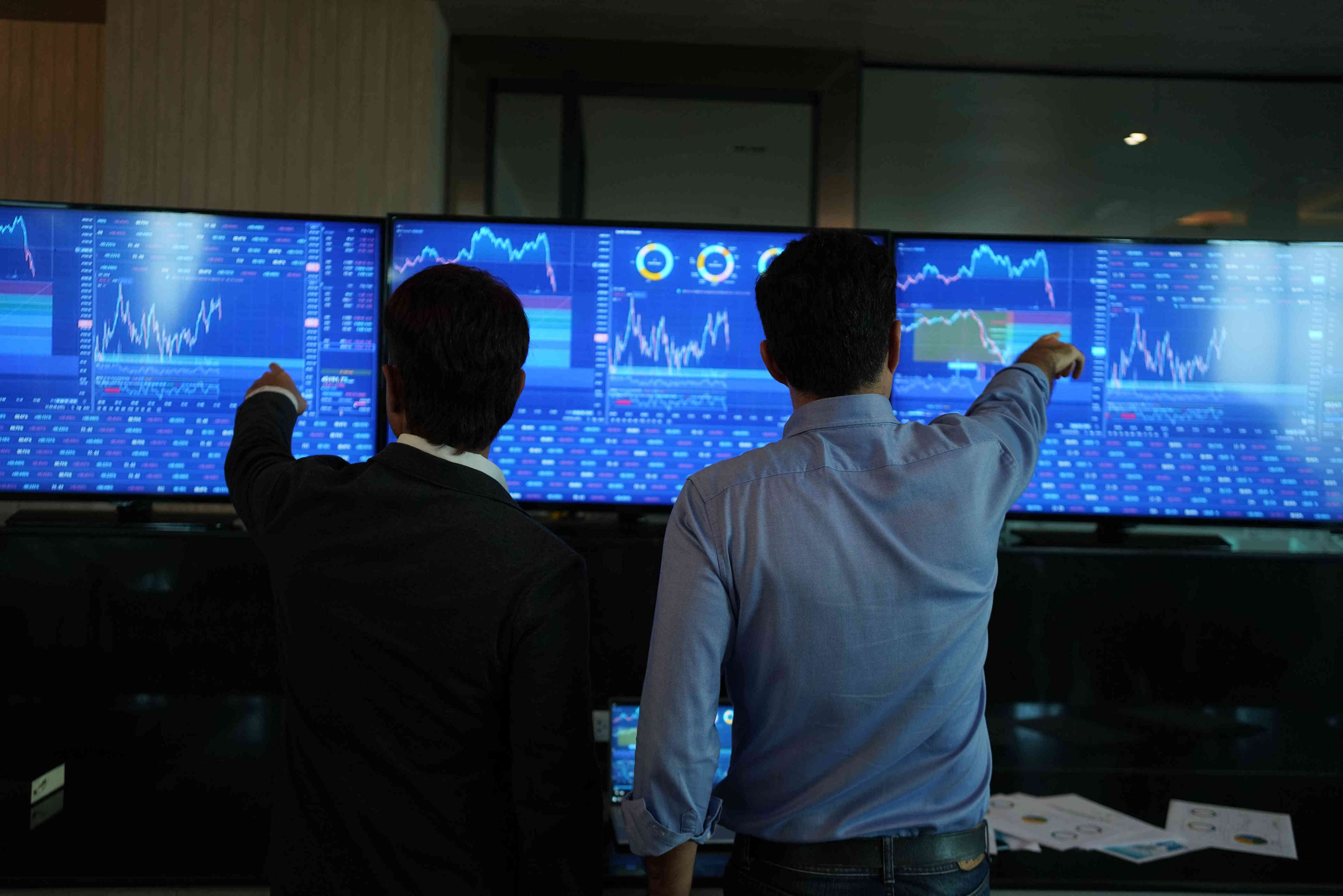 WHAT IS OPTIONS TRADING A BEGINNER S OVERVIEW visual data 3