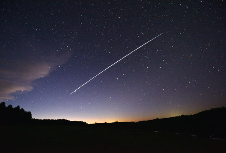 Ast Spacemobile Stock Soars After Earnings: The Spacex Challenge Intensifies! - x0rr9ib