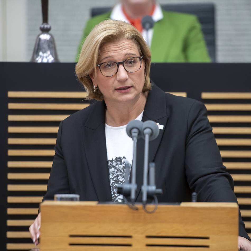 Besondere Auktion macht Kugelstoßen mit Anke Rehlinger möglich