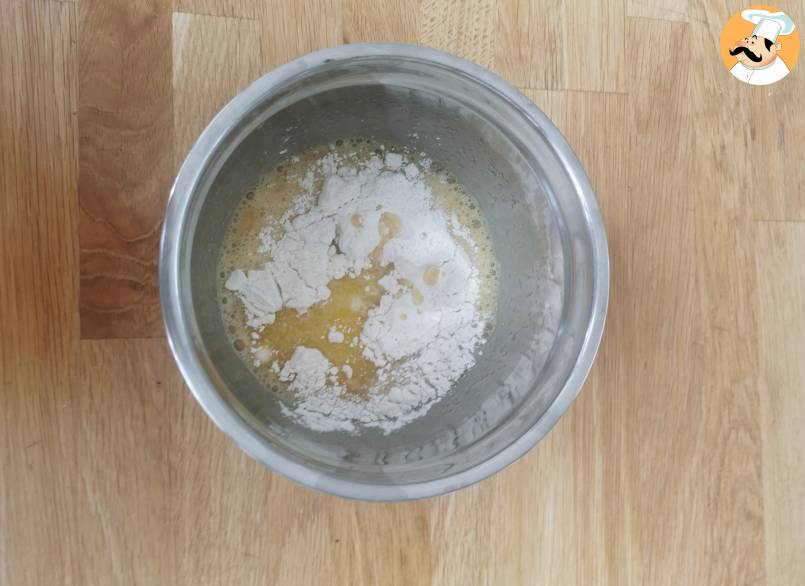 Einfache aprikosen-clafoutis