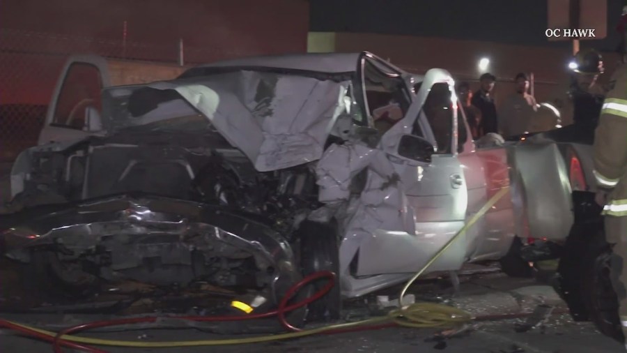 Pickup Truck Smashes Into Tesla Cybertruck On Orange County Freeway Off ...