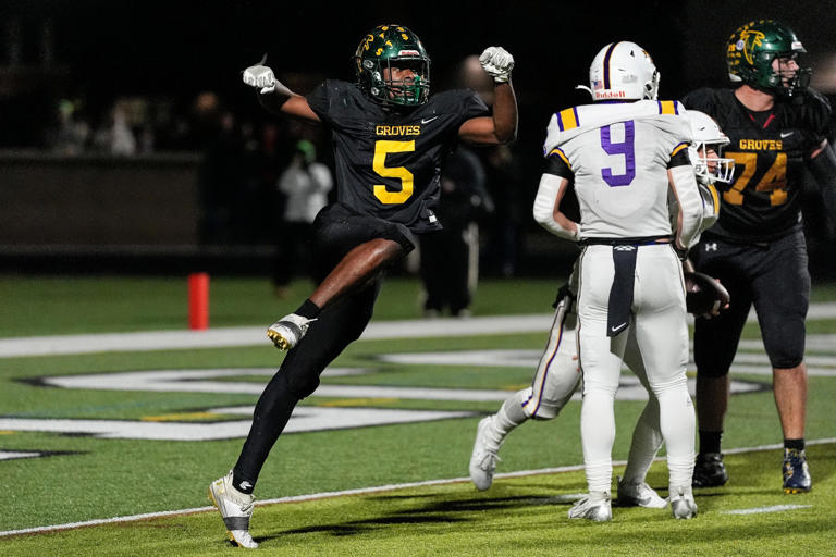 vote-now-detroit-free-press-athlete-of-the-week-high-school-football