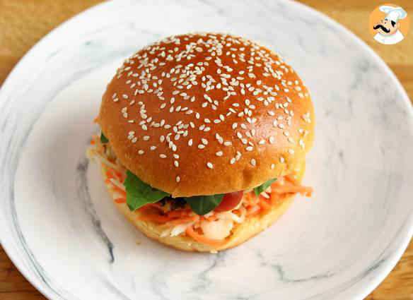 Passo 4 - Sanduíche de frango marinado com salada