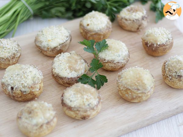 Gefüllte champignons zum aperitif