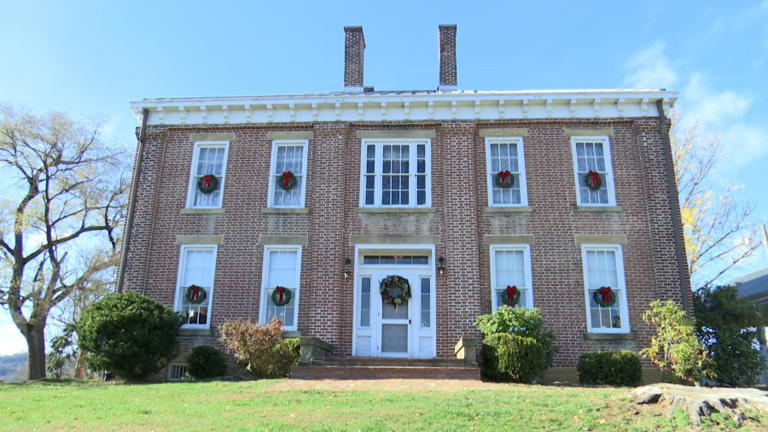 Historic Adaland Mansion hosts annual Thanksgiving buffet