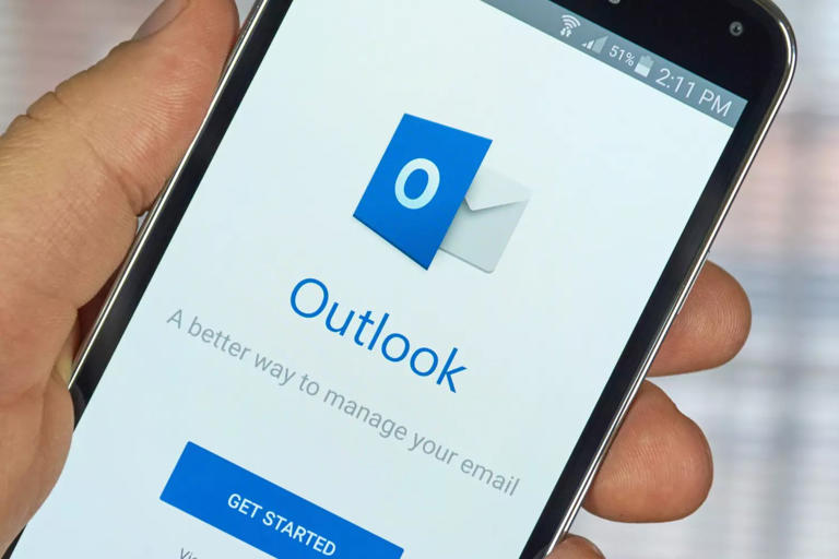 Microsoft outlook and teams are down and might be for a while