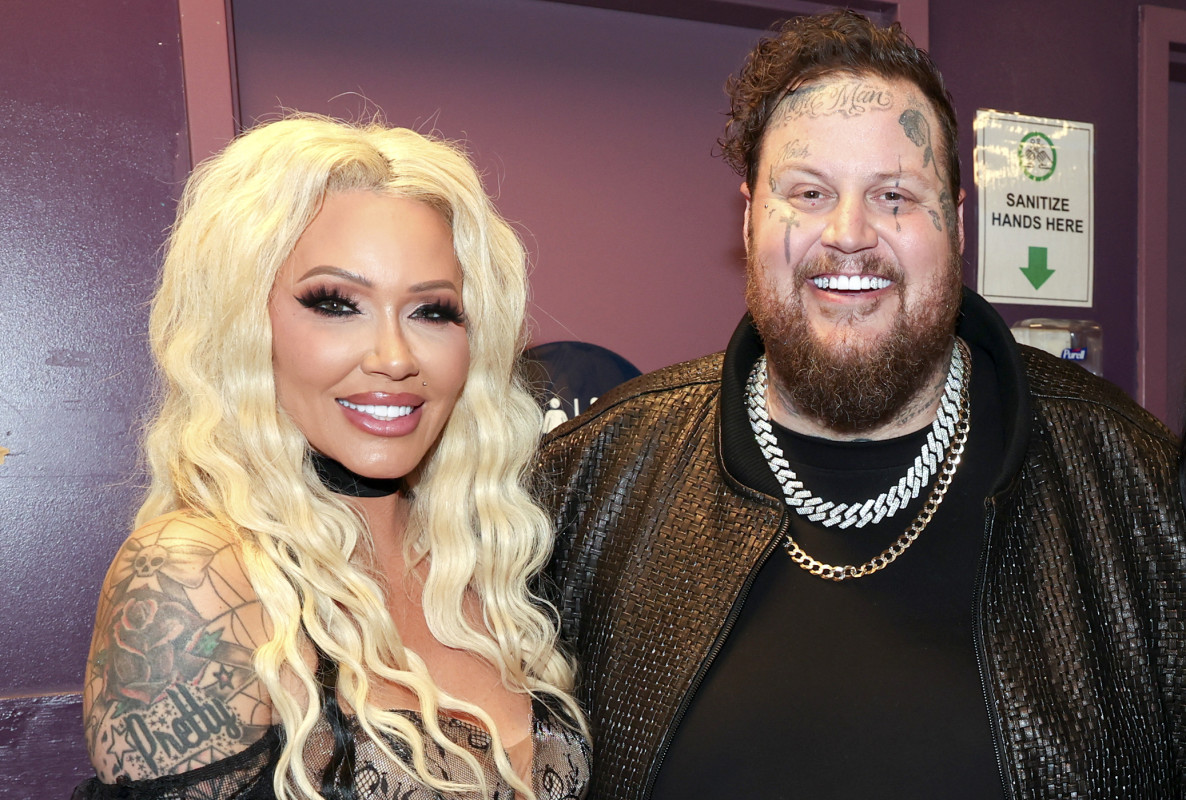 Jelly Roll's Wife Bunnie XO Sends a Blunt Message to Fan After Singer