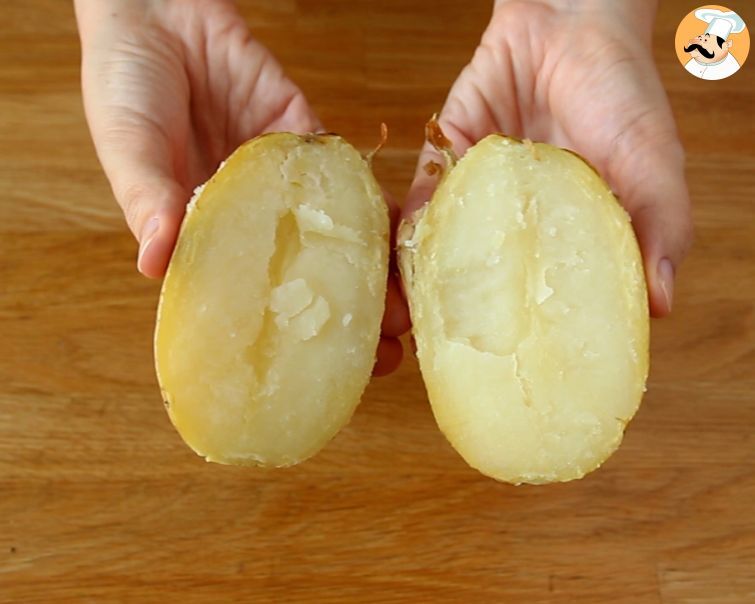 Ofenkartoffeln gefüllt mit speck und käse