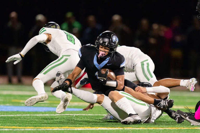 Lakeridge football star announces commitment to Portland State