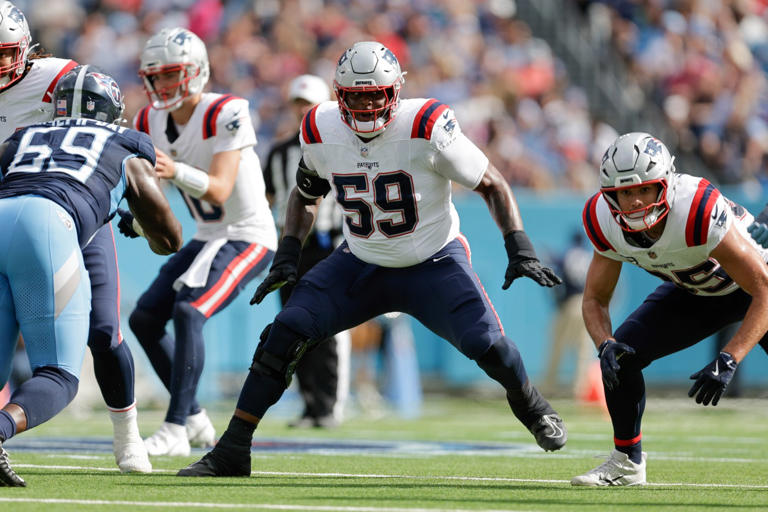 How Patriots left tackle Vederian Lowe plans to fix penalty issue