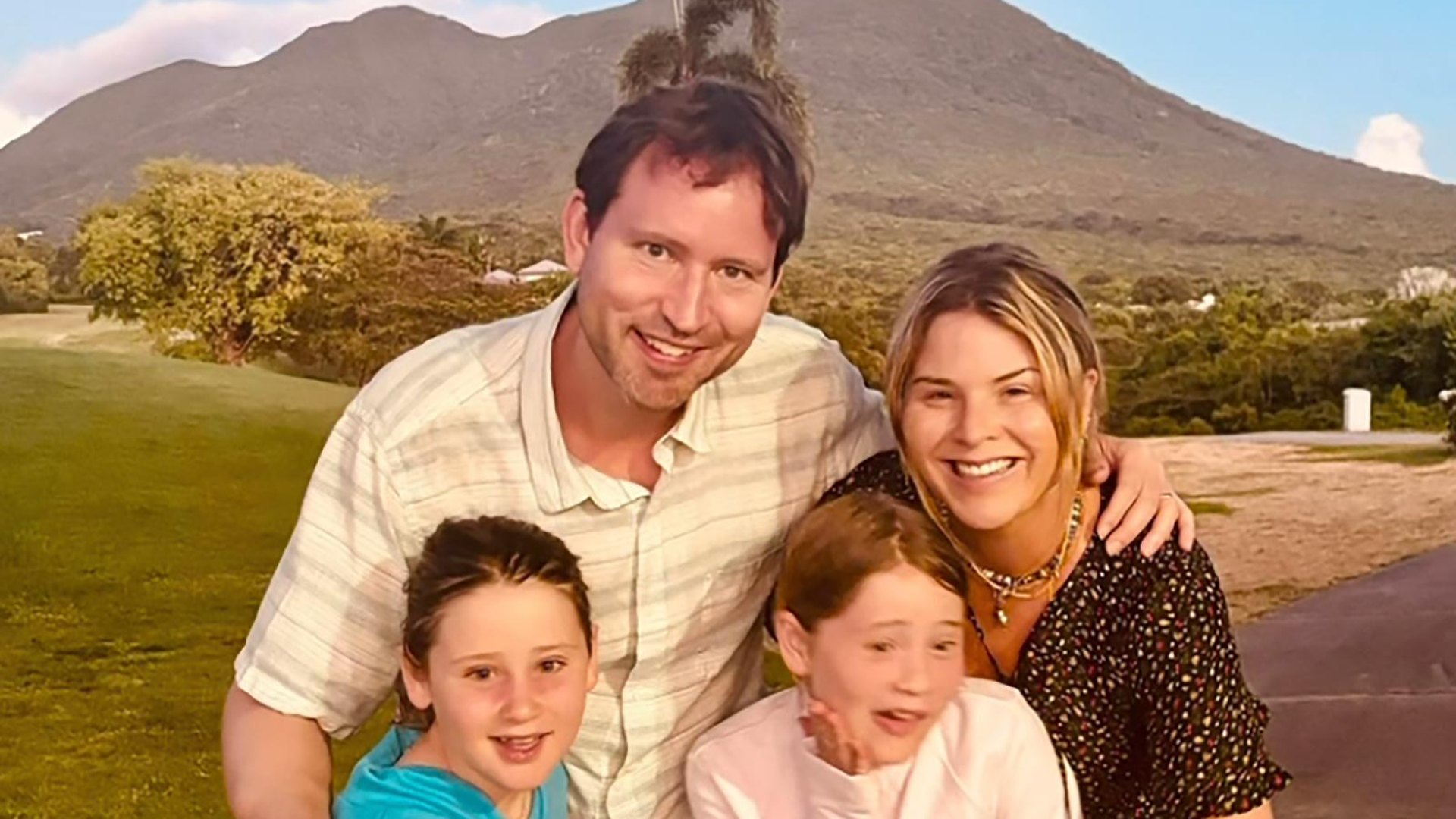 Jenna Bush Hager Celebrates 'Darling' Daughter Mila's 12th Birthday(01)