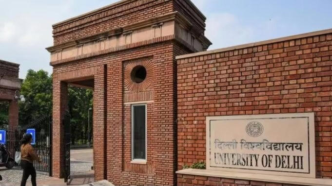delhi-university-students-can-now-switch-elective-subjects-to-boost