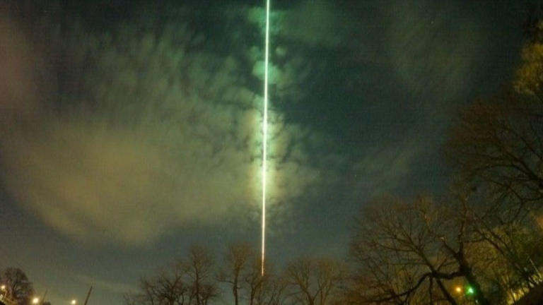 'Fireball' meteor discovered hours before exploding above Niagara Falls ...