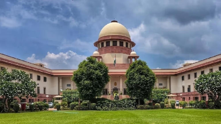 supreme-court-raps-up-police-over-land-grabbing-case-cops-enjoying-power