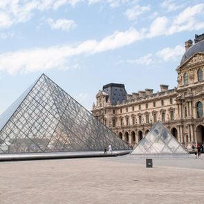 Here’s Why There Isn’t a Single Stop Sign in Paris