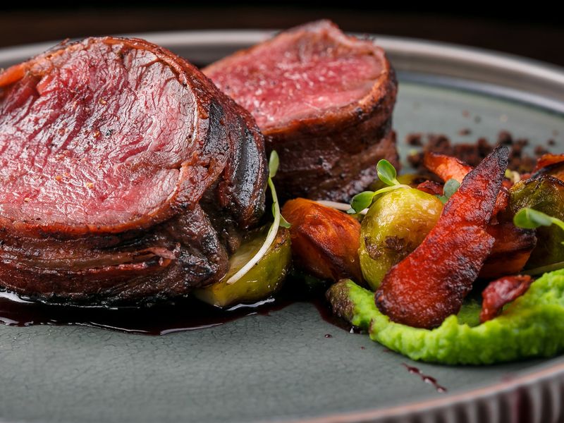 Rinderfilet mit einer Rotweinreduktion: Rezept + geniale Tipps, die ...