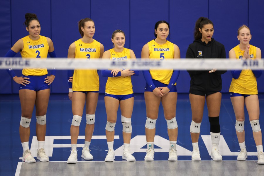 SJSU volleyball captain demands removal of transgender athlete