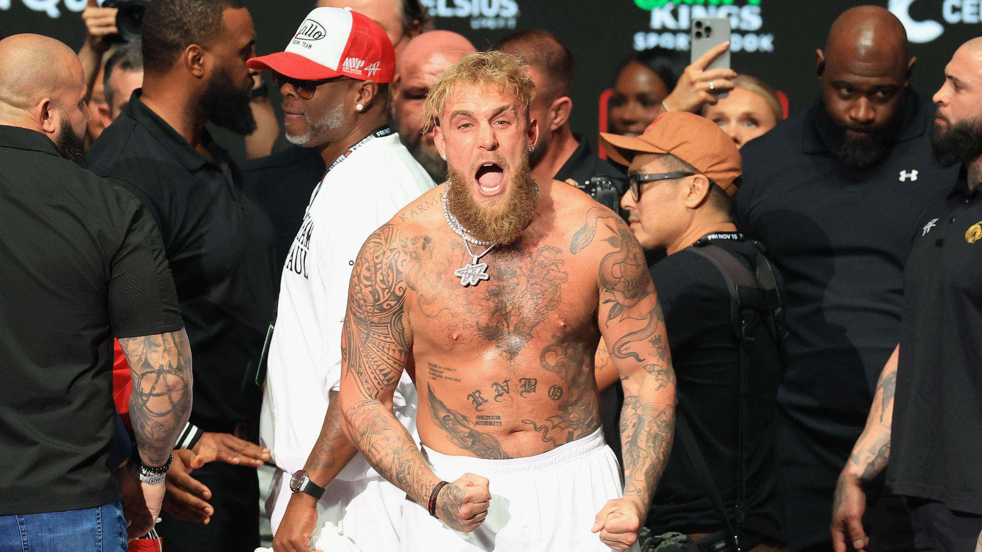 Paul Carries Immobile Tyson For Lopsided Win Paul Carries Immobile Tyson For Lopsided Win