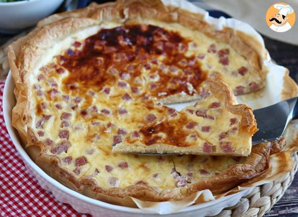 Leichte quiche mit schinken, käse und joghurt!
