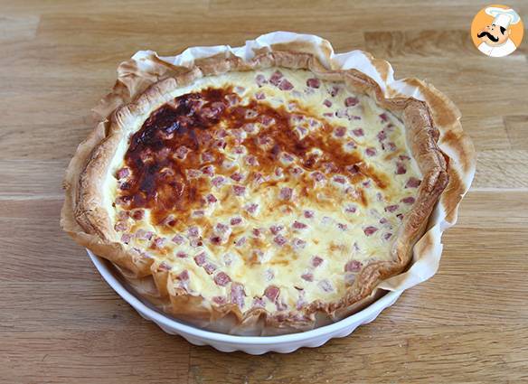 Leichte quiche mit schinken, käse und joghurt!