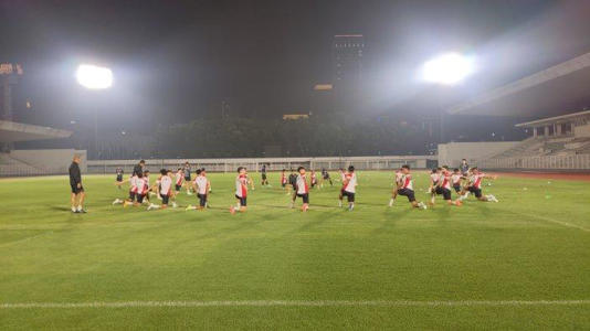 Sesi latihan Timnas Indonesia H-2 kontra Arab Saudi di Stadion Madya, Senayan, Jakarta, Minggu (17/11/2024) (Tribunnews/Alfarizy AF)