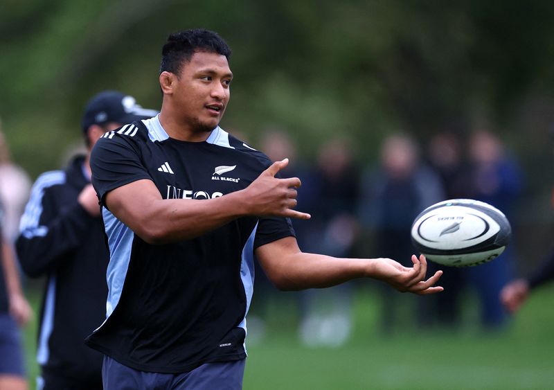 Rugby-New Zealand's Finau Out, Barrett In Doubt For Italy Test