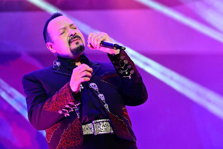 Pepe Aguilar Hija