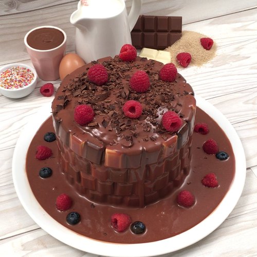 Schokoladenkuchen mit eisgekühlter Vanillemitte