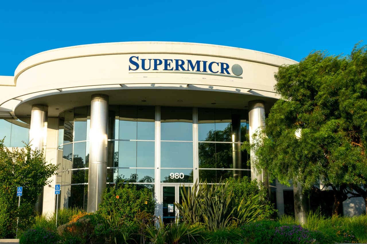 Super Micro Stock Rises to End Wild Year. What to Look for in 2025.
