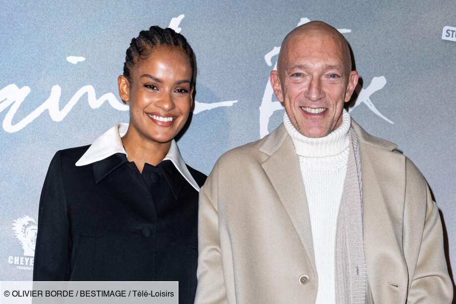 En famille à la neige" : Vincent Cassel et Narah Baptista fous amoureux, ils  dévoilent des photos de vacances avec leur bébé