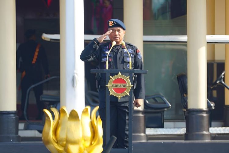 Jejak Karier Ramdani Hidayat: Komandan Brimob Baru yang Langsung Jadi Jenderal Bintang 3