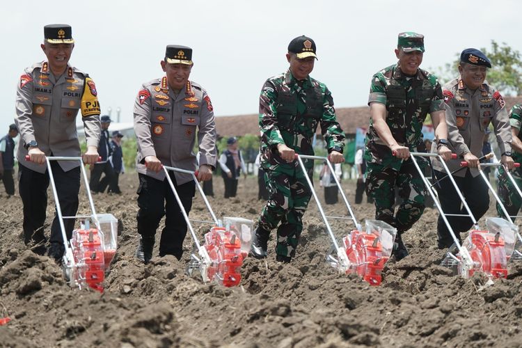 Satu Tahun Prabowo dan Gibran, Polri Dukung Ketahanan Pangan Nasional