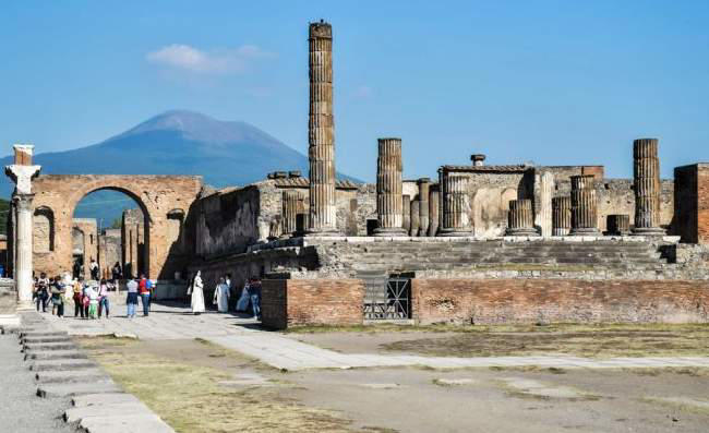 Scavi di Pompei, l'ultima scoperta: "Incredibile quello che stiamo per mostrare al mondo"